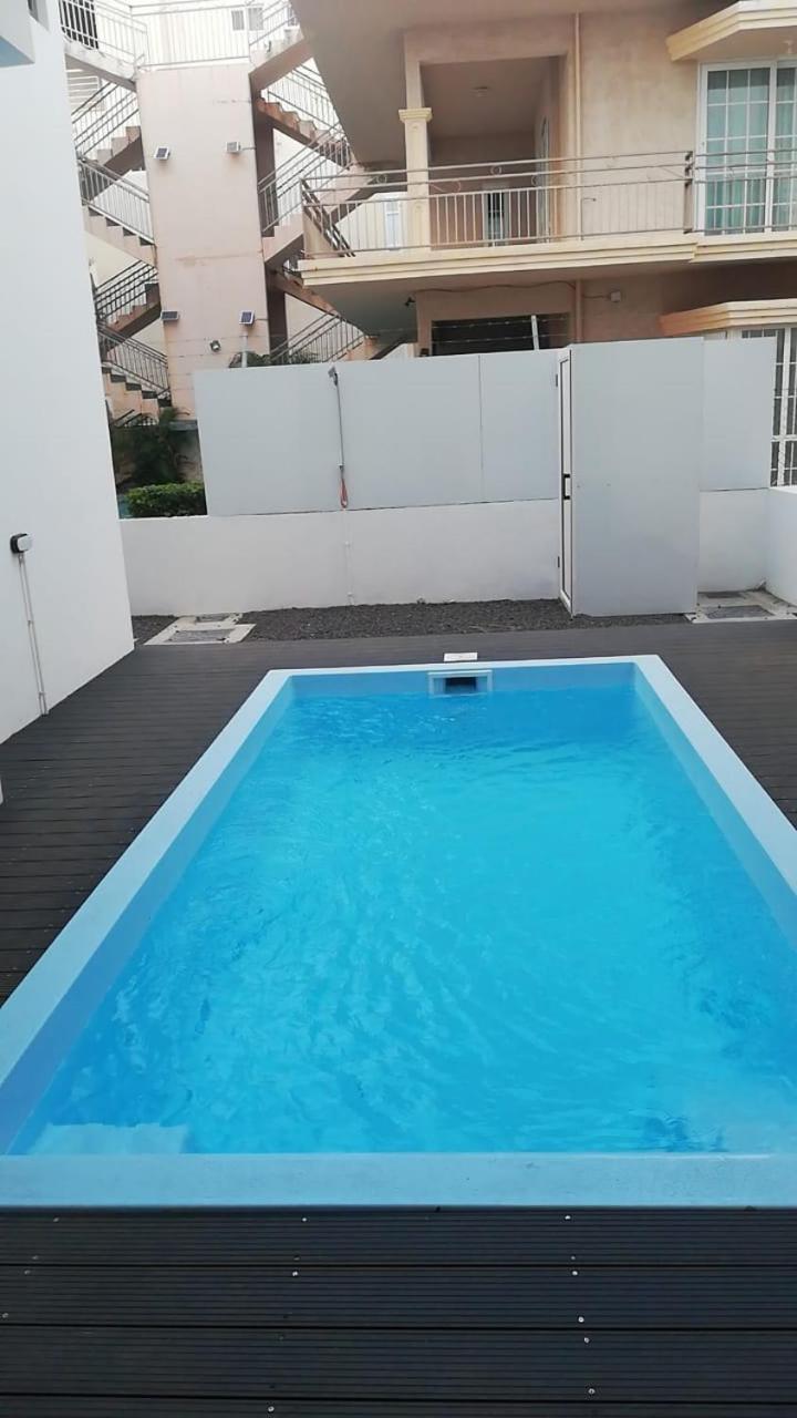 Nayuha Apt B Flic en Flac Exterior photo